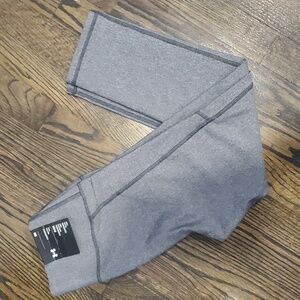 under armor high rise 3/4 leg legging